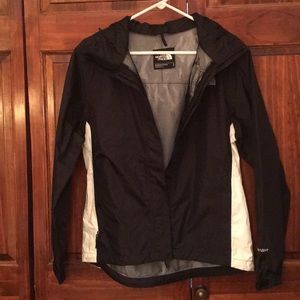 North Face windbreaker SZ small